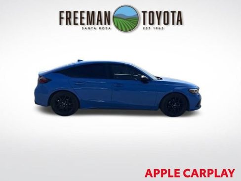 Used 2024 Honda Civic Sport image 3
