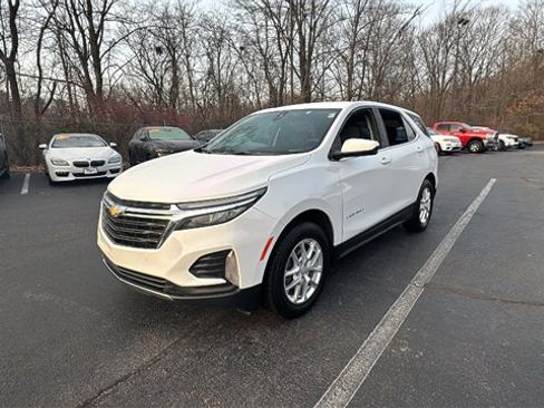 Used 2024 Chevrolet Equinox LT image 38