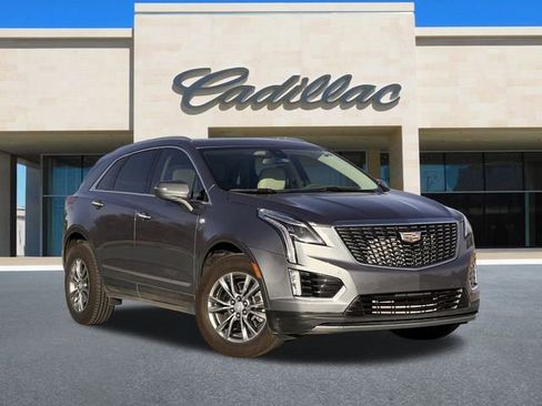 Certified 2022 Cadillac XT5 Premium Luxury image 2
