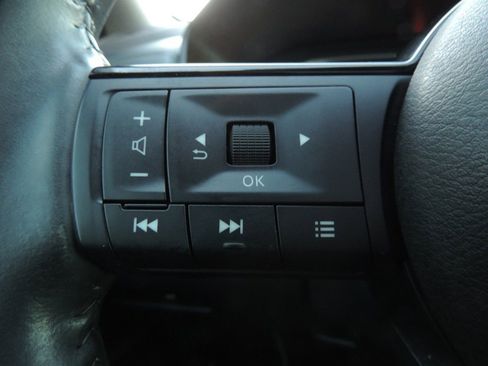 Certified 2021 Nissan Rogue SL image 28