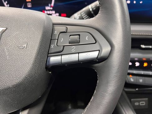 Used 2024 Cadillac XT4 Premium Luxury w/ Technology Package image 17