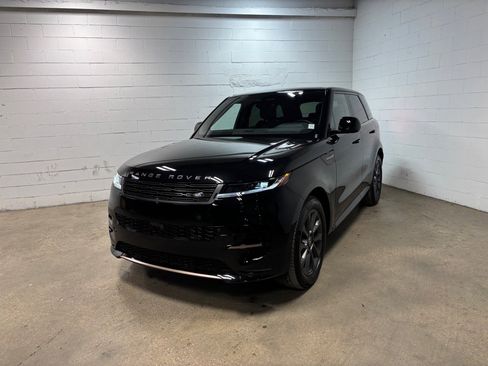 New 2025 Land Rover Range Rover Sport Dynamic SE image 2