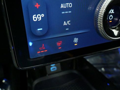 Used 2022 Ford Mustang Mach-E Premium image 50