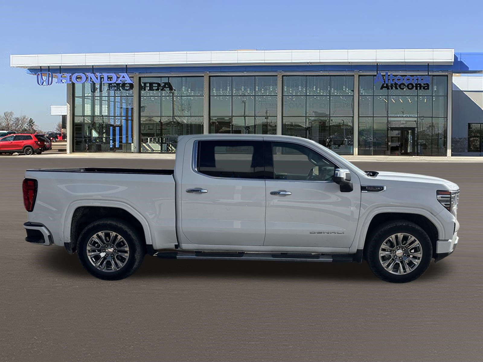 Used 2023 GMC Sierra 1500 Denali w/ Technology Package AWD/4WD image 6