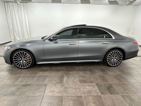 Used 2022 Mercedes-Benz S 580 4MATIC Sedan image 3