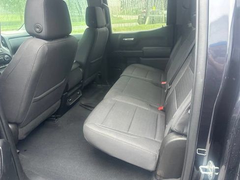 Used 2022 Chevrolet Silverado 1500 Custom AWD/4WD image 9