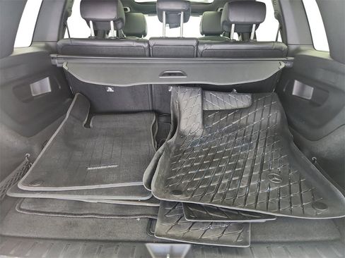 Used 2020 Mercedes-Benz GLB 250 4MATIC image 29