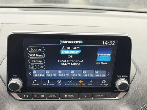 Used 2024 Nissan Sentra SV image 10