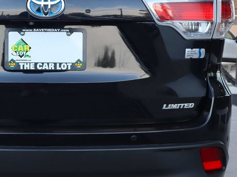 Used 2016 Toyota Highlander Limited Platinum AWD/4WD image 20