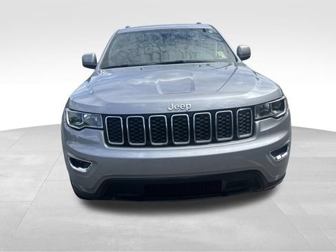 Used 2021 Jeep Grand Cherokee Laredo AWD/4WD image 8