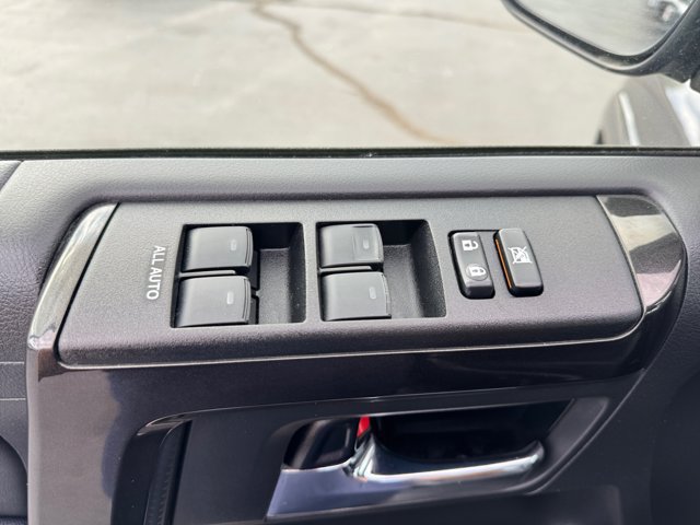 Certified 2023 Toyota 4Runner TRD Off-Road Premium AWD/4WD image 23