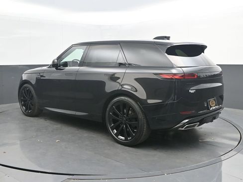 New 2026 Land Rover Range Rover Sport Dynamic SE AWD/4WD image 3