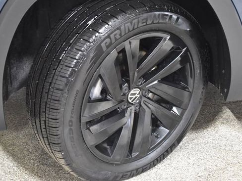 Used 2021 Volkswagen Atlas SE image 11