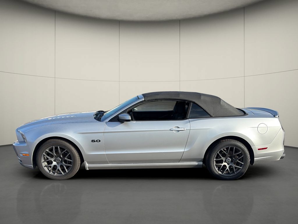 Used 2014 Ford Mustang GT w/ Equipment Group 301A RWD image 4