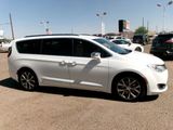 Used 2019 Chrysler Pacifica Limited image 6