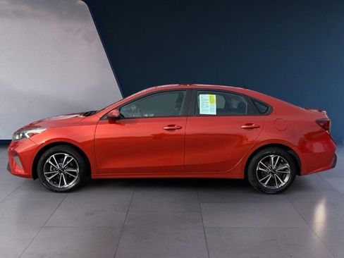 Certified 2023 Kia Forte LXS w/ LXS Technology Package image 2