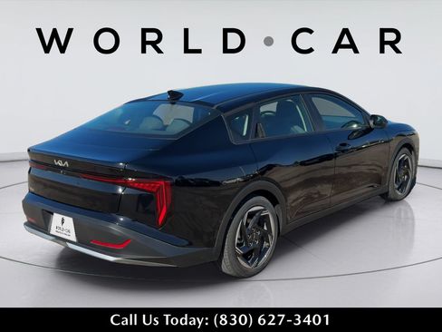 Certified 2025 Kia K4 EX FWD image 8