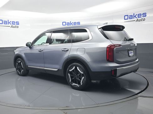 Used 2025 Kia Telluride S AWD/4WD image 6
