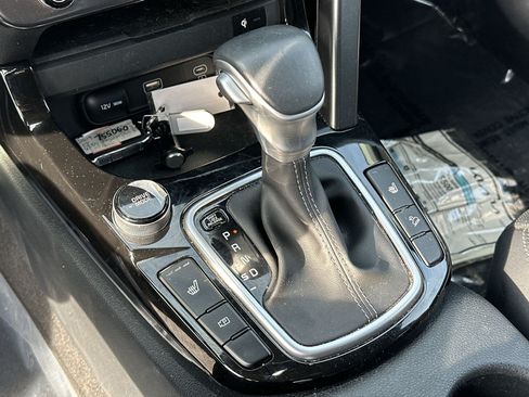 Certified 2024 Kia Seltos EX FWD image 19