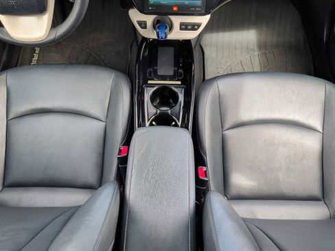 Used 2017 Toyota Prius Prime Advanced image 22