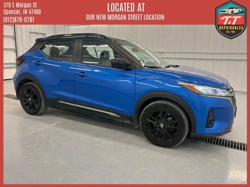 Used 2021 Nissan Kicks SR w/ SR Premium Package FWD image 14