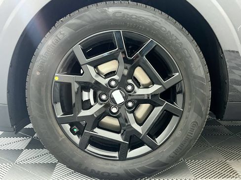 Certified 2025 Kia Carnival SX Prestige FWD image 13