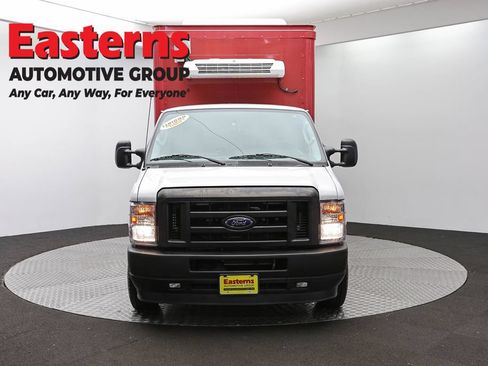 Used 2023 Ford E-350 and Econoline 350 Super Duty w/ Power Windows & Locks Group RWD image 2