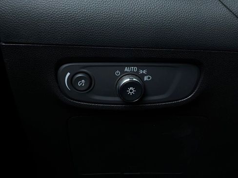 Used 2025 Buick Encore GX Preferred FWD image 20