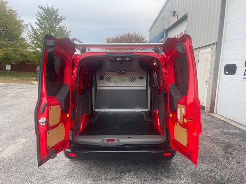 Used 2022 Ford Transit Connect XL image 7
