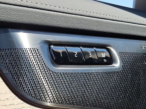 New 2026 Volvo XC90 B6 Plus w/ Protection Package Premier image 19