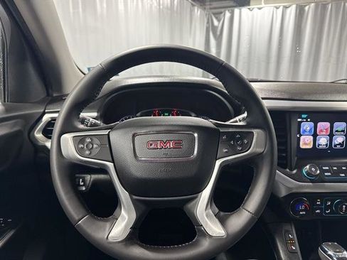 Used 2019 GMC Acadia SLT image 18