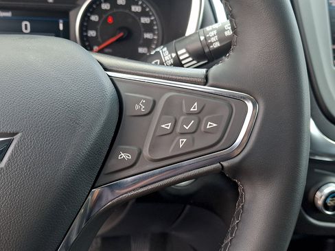 Certified 2024 Chevrolet Equinox LT FWD image 21