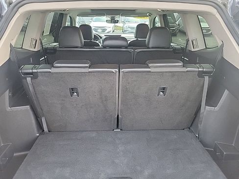 Used 2019 Volkswagen Atlas SE image 11