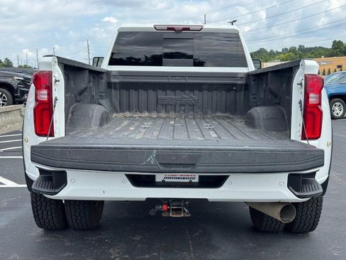 Used 2021 Chevrolet Silverado 3500 High Country AWD/4WD image 5