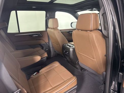 New 2026 Chevrolet Tahoe High Country w/ Sun And Tow Package AWD/4WD image 22
