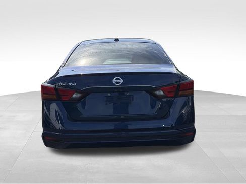 Used 2019 Nissan Altima 2.5 S FWD image 4