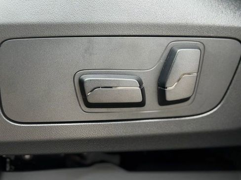 New 2026 BMW X1 xDrive28i w/ Convenience Package image 17