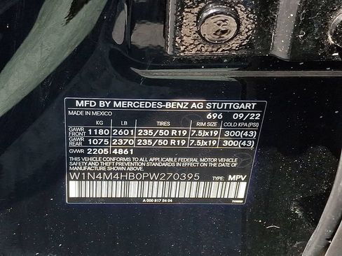 Used 2023 Mercedes-Benz GLB 250 4MATIC image 26