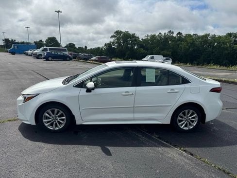 Used 2024 Toyota Corolla XLE FWD image 6