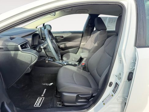 Used 2022 Toyota Corolla LE image 10