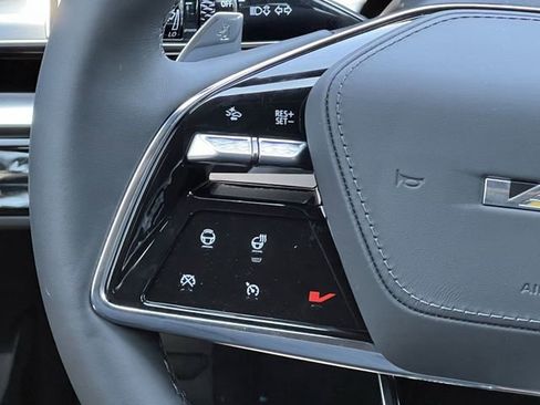 New 2026 Cadillac Lyriq V image 12