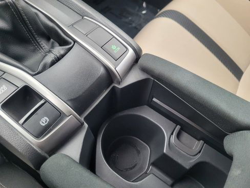 Used 2017 Honda Civic Sport image 25