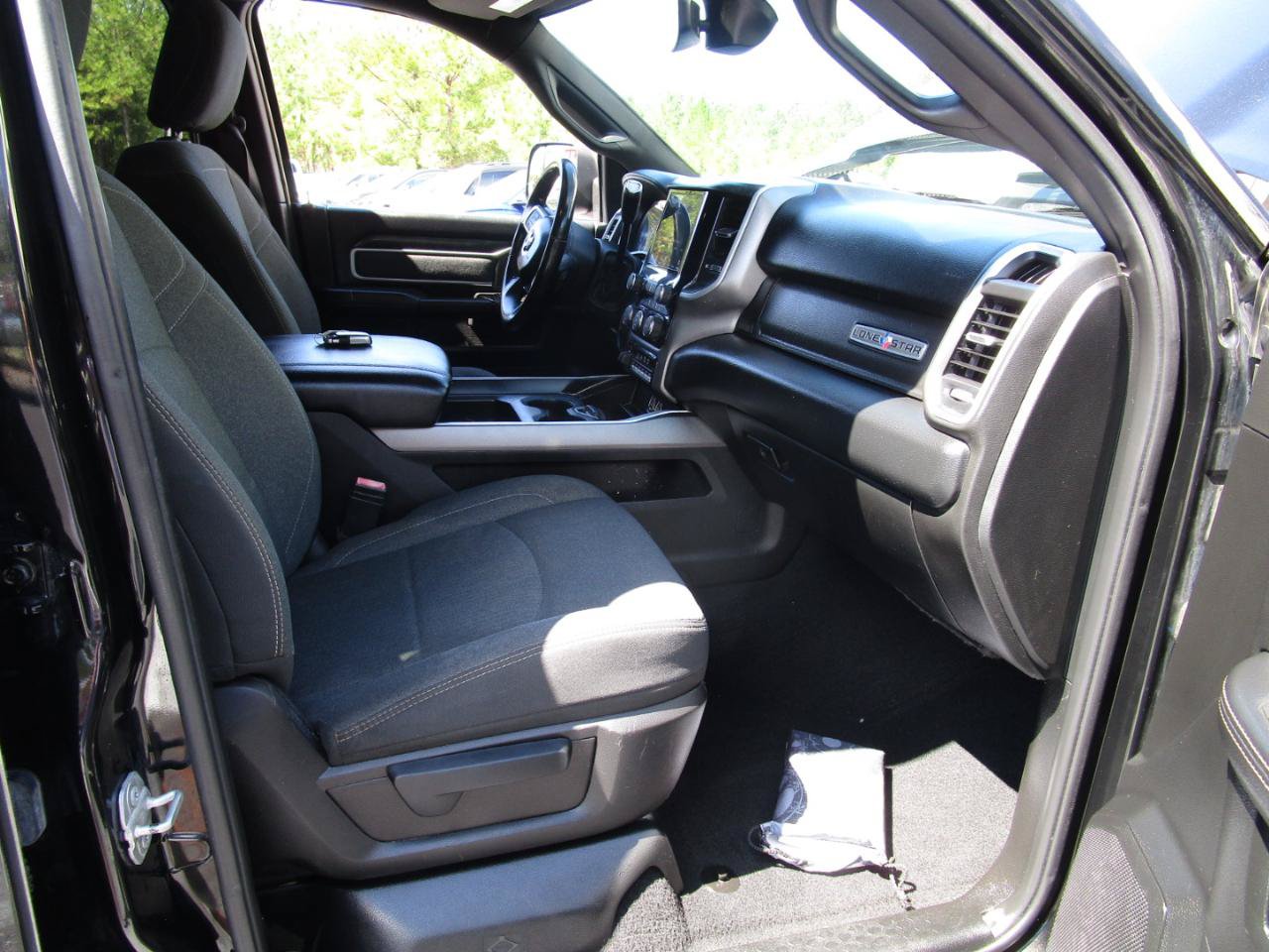 Used 2020 RAM 3500 Lone Star w/ Level 2 Equipment Group AWD/4WD image 28