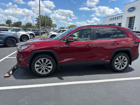 Used 2020 Toyota RAV4 XLE Premium AWD/4WD image 13