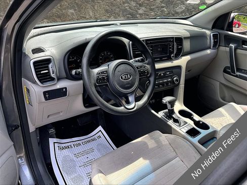 Used 2018 Kia Sportage LX FWD image 9