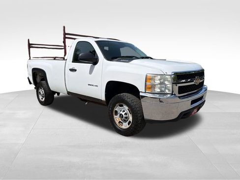 Used 2011 Chevrolet Silverado 2500 W/T w/ Snow Plow Prep Package AWD/4WD image 1