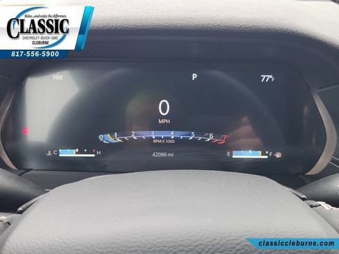 Used 2023 Jeep Grand Cherokee Altitude AWD/4WD image 17