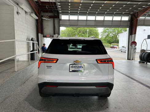 New 2026 Chevrolet Equinox LT FWD image 7