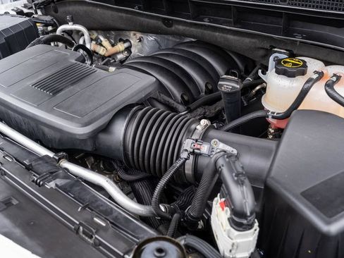 Used 2024 GMC Yukon Denali AWD/4WD image 36
