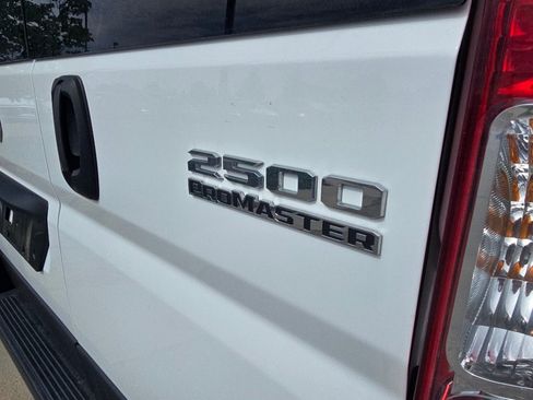Used 2023 RAM ProMaster 2500 FWD image 21